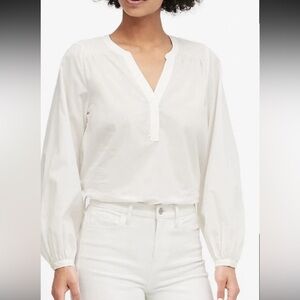 New! Banana‎  Republic Smocked Top Size Large Retail $79 NWT White/Off-white